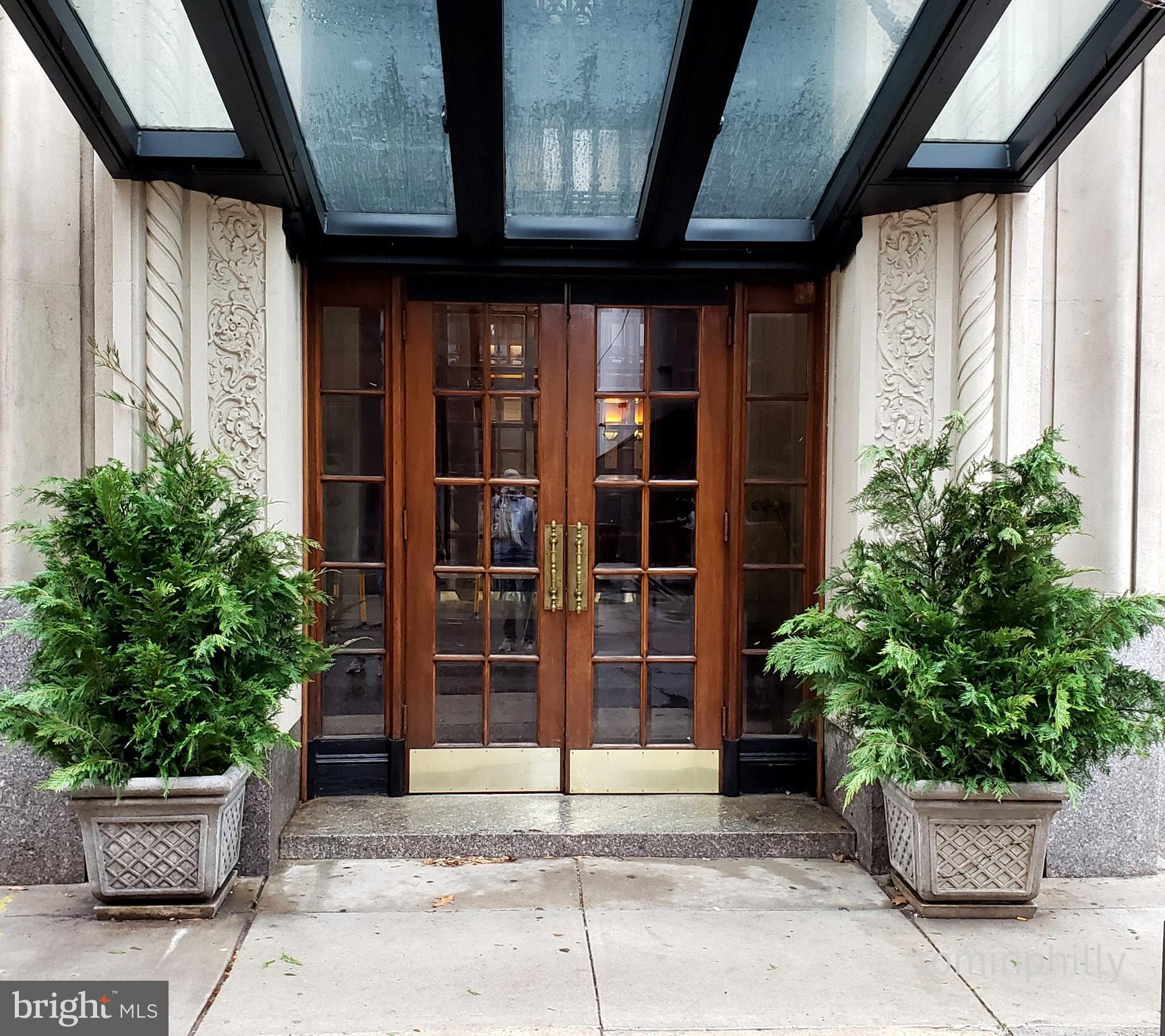 WASHINGTON SQ WEST - Residential