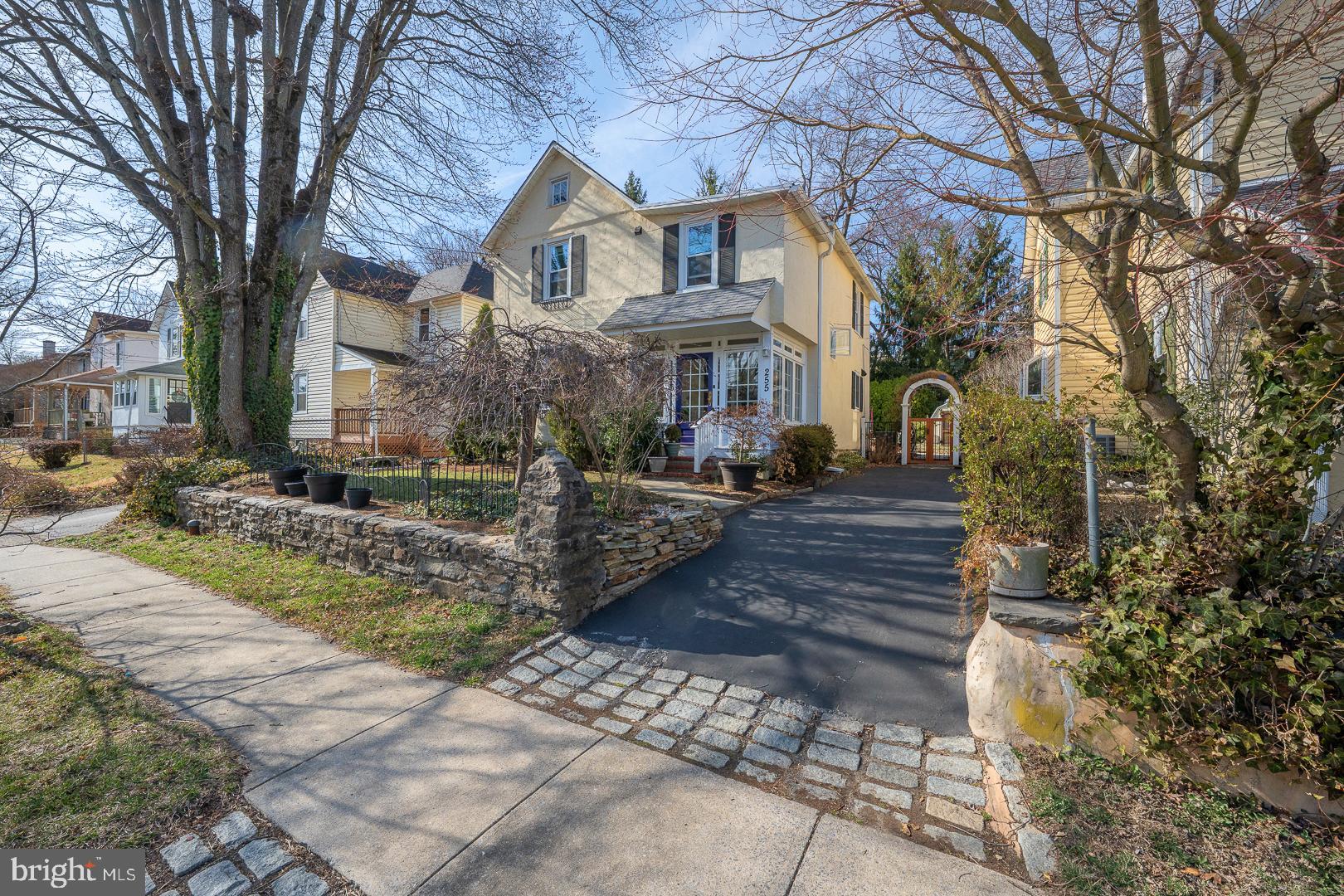 NORTH WAYNE - Residential