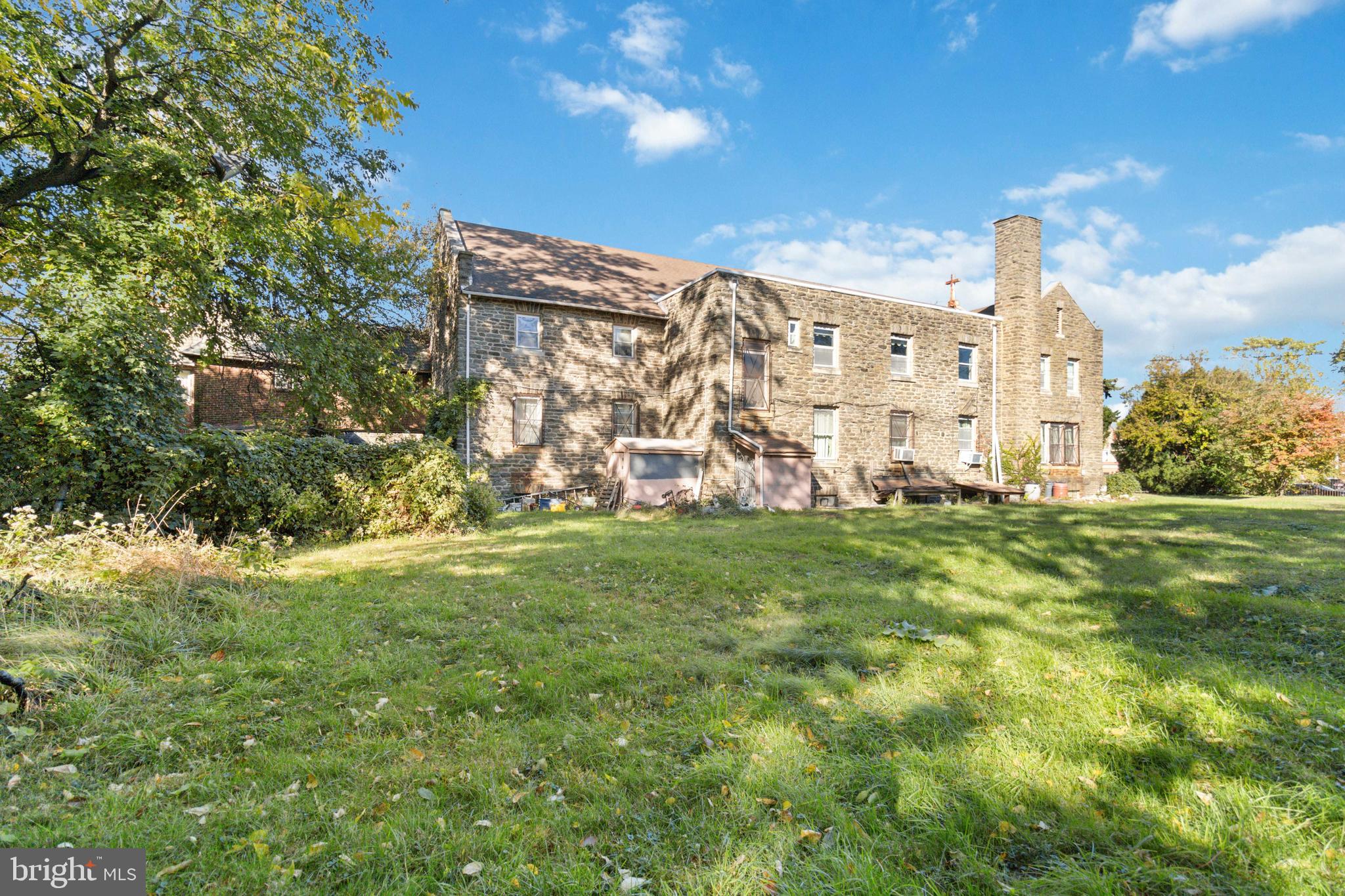 OGONTZ - Commercial Sale