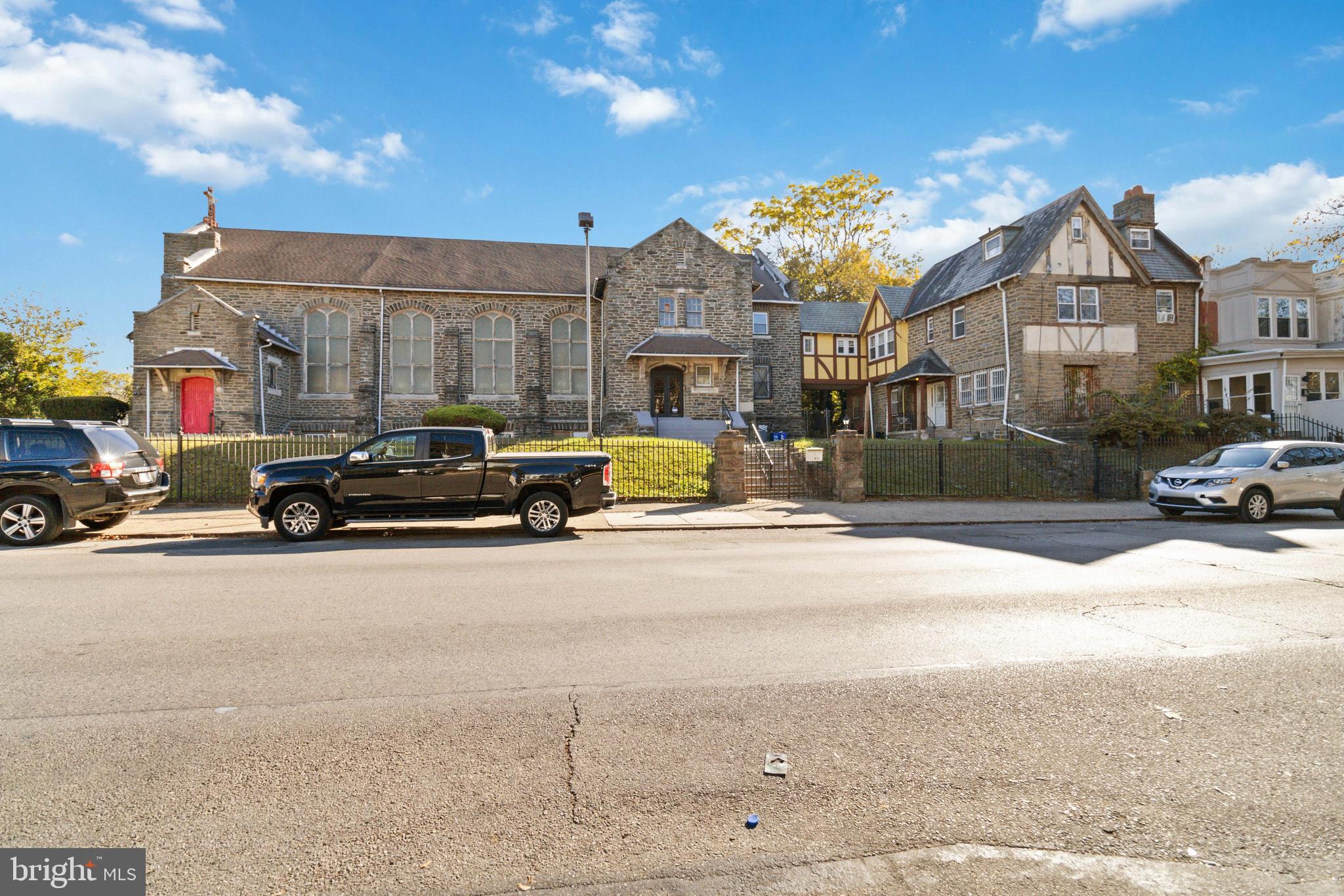 OGONTZ - Commercial Sale