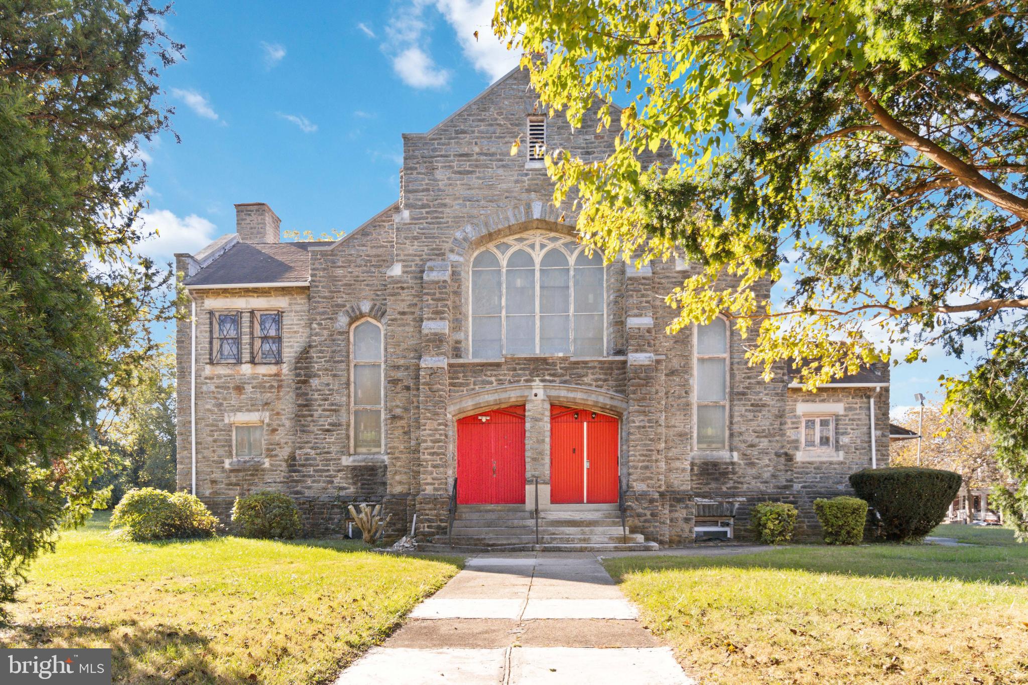 OGONTZ - Commercial Sale