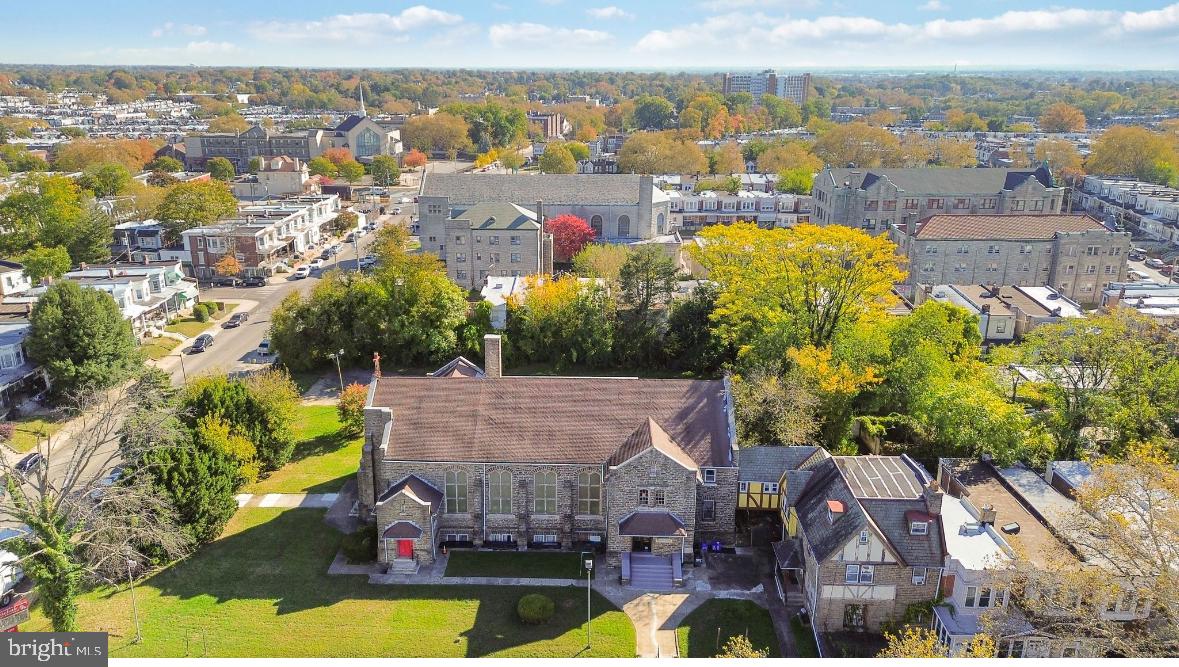 OGONTZ - Commercial Sale