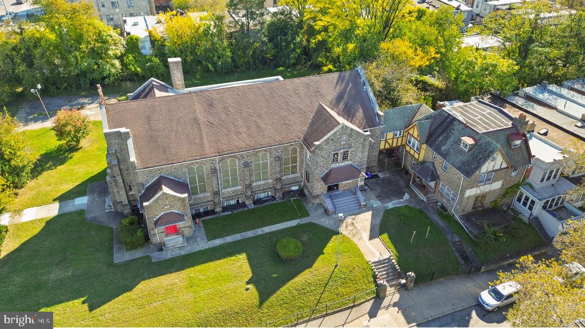 OGONTZ - Commercial Sale