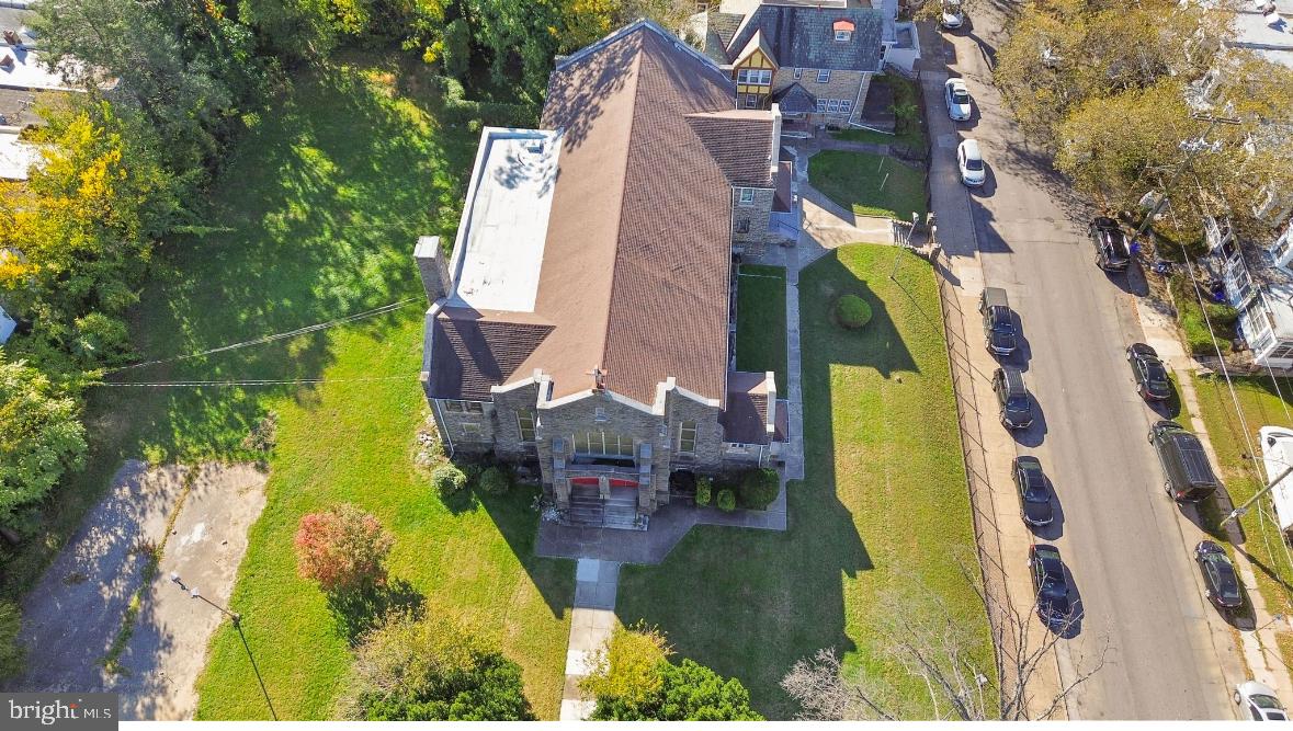 OGONTZ - Commercial Sale