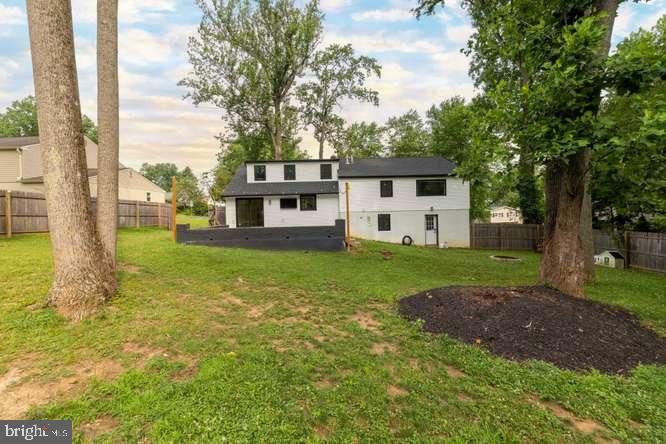 WILLOW GROVE - Residential