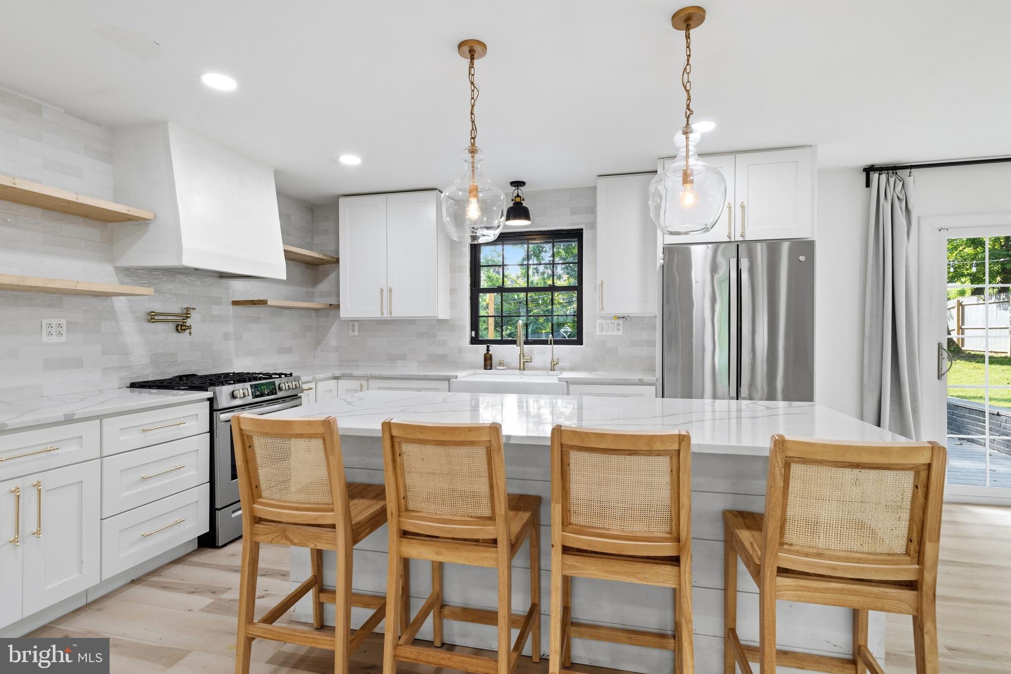 WILLOW GROVE - Residential
