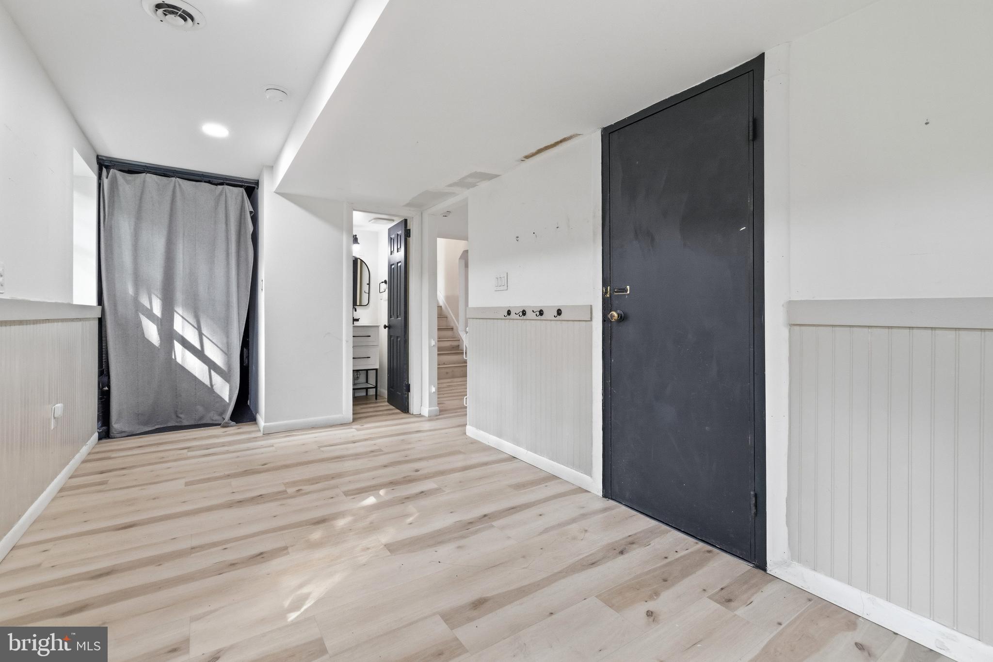 WILLOW GROVE - Residential