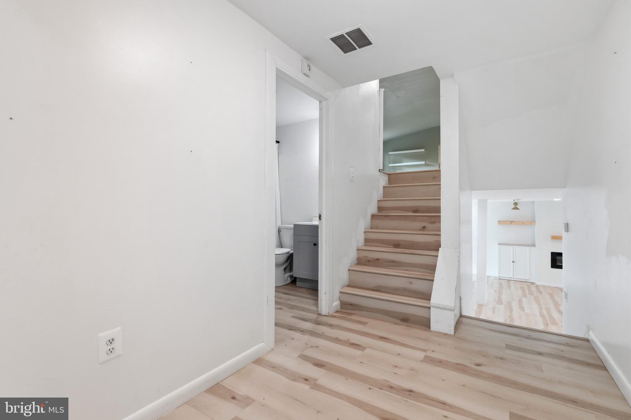 WILLOW GROVE - Residential