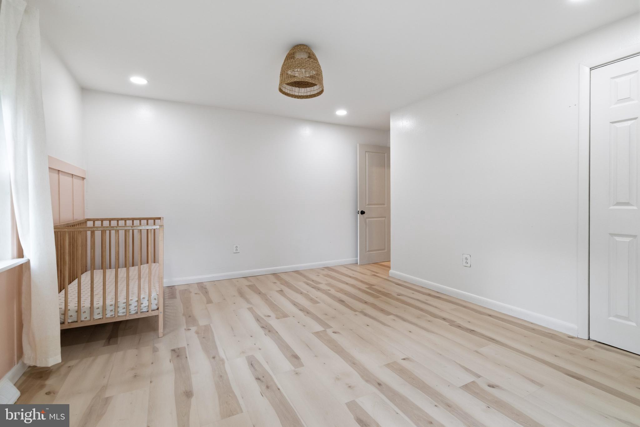 WILLOW GROVE - Residential