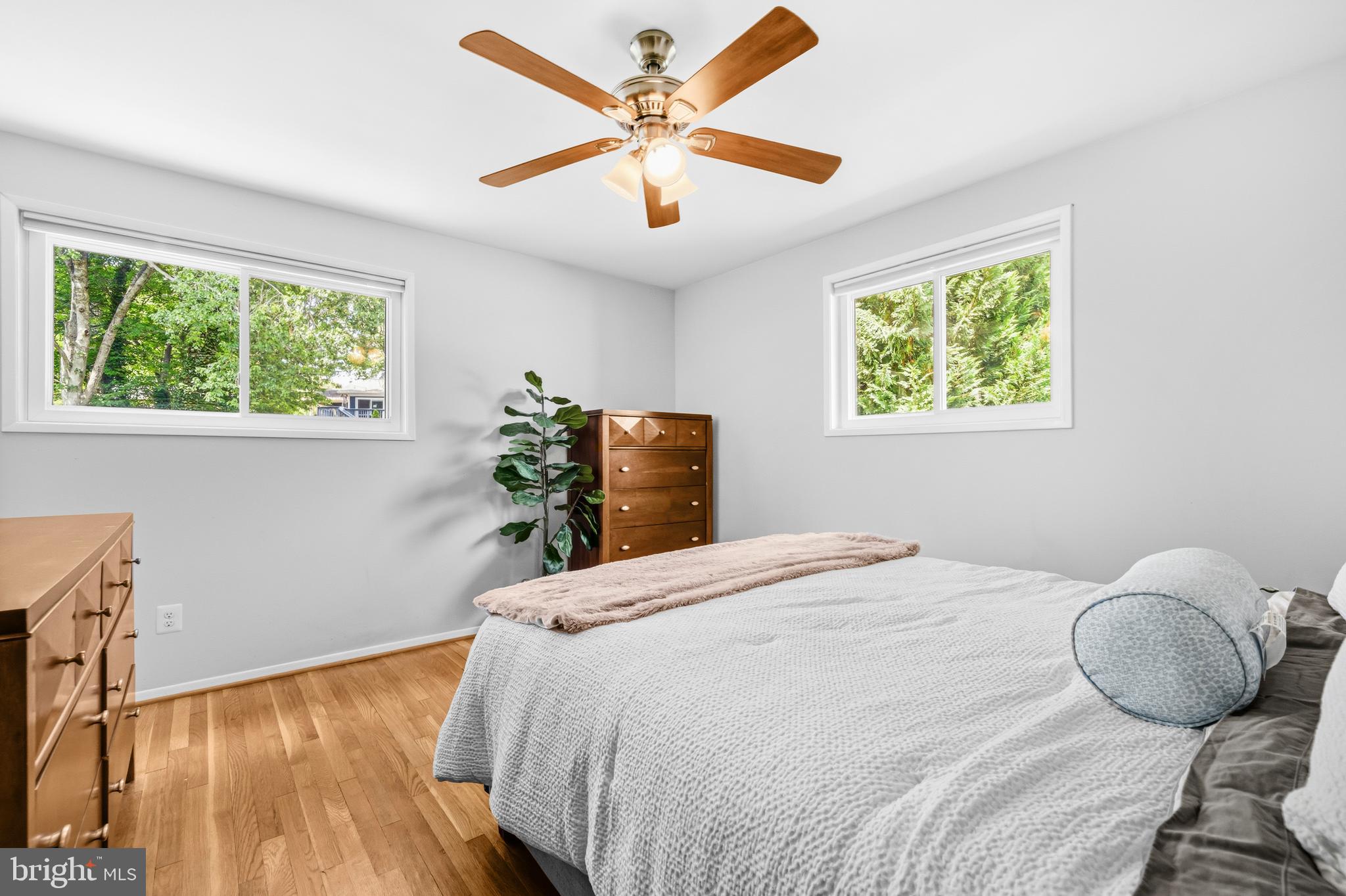 MAPLE HILL - Residential