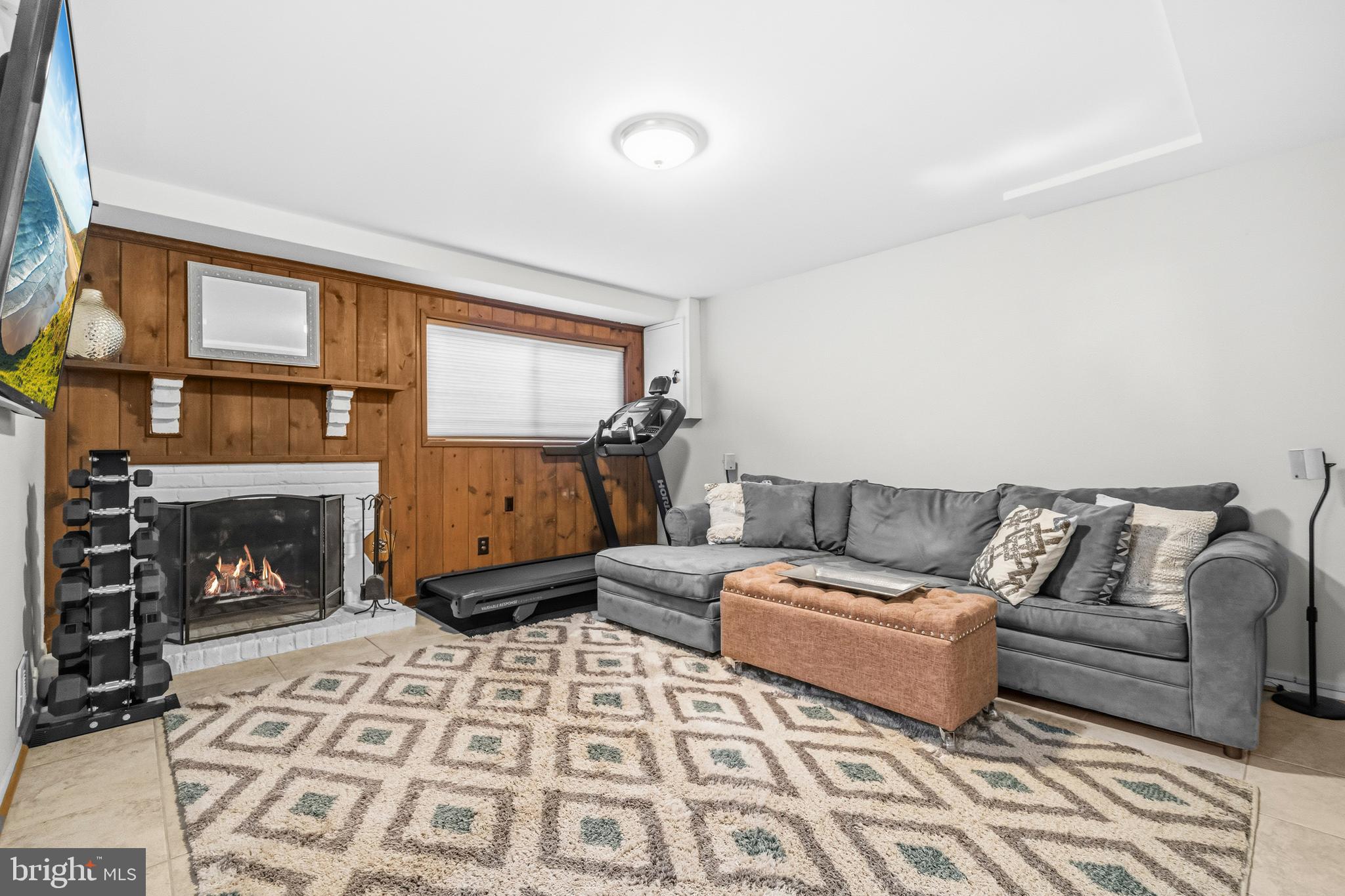 MAPLE HILL - Residential