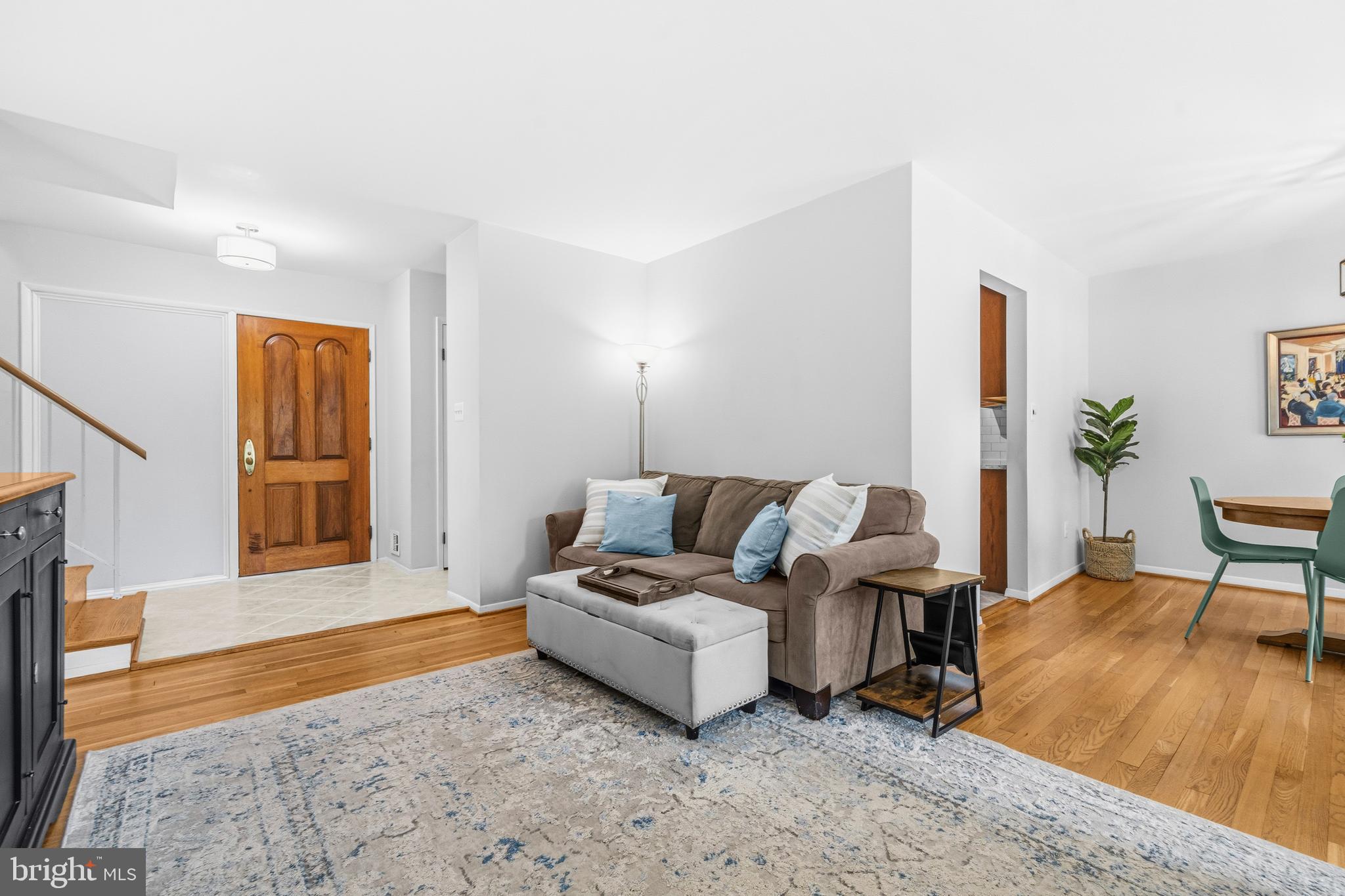 MAPLE HILL - Residential