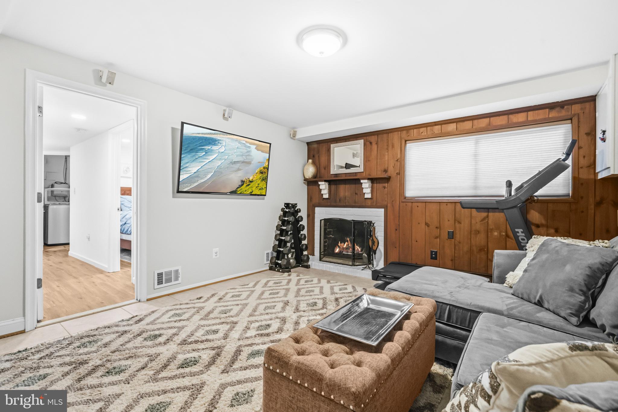 MAPLE HILL - Residential