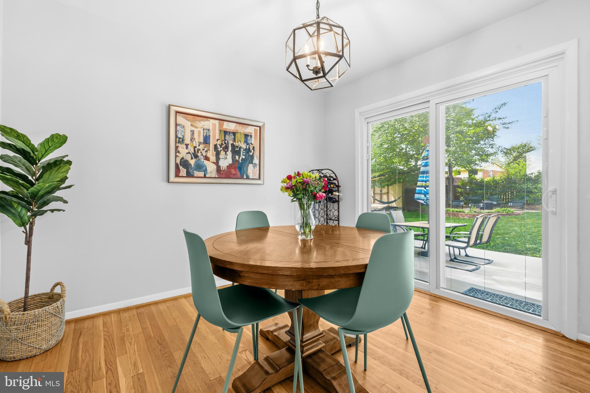 MAPLE HILL - Residential