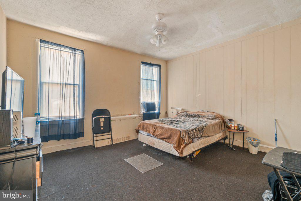 CHARLES VILLAGE - Commercial Sale