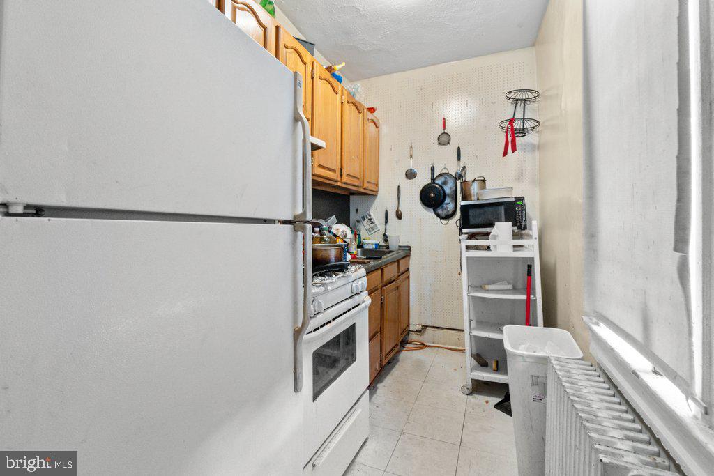 CHARLES VILLAGE - Commercial Sale