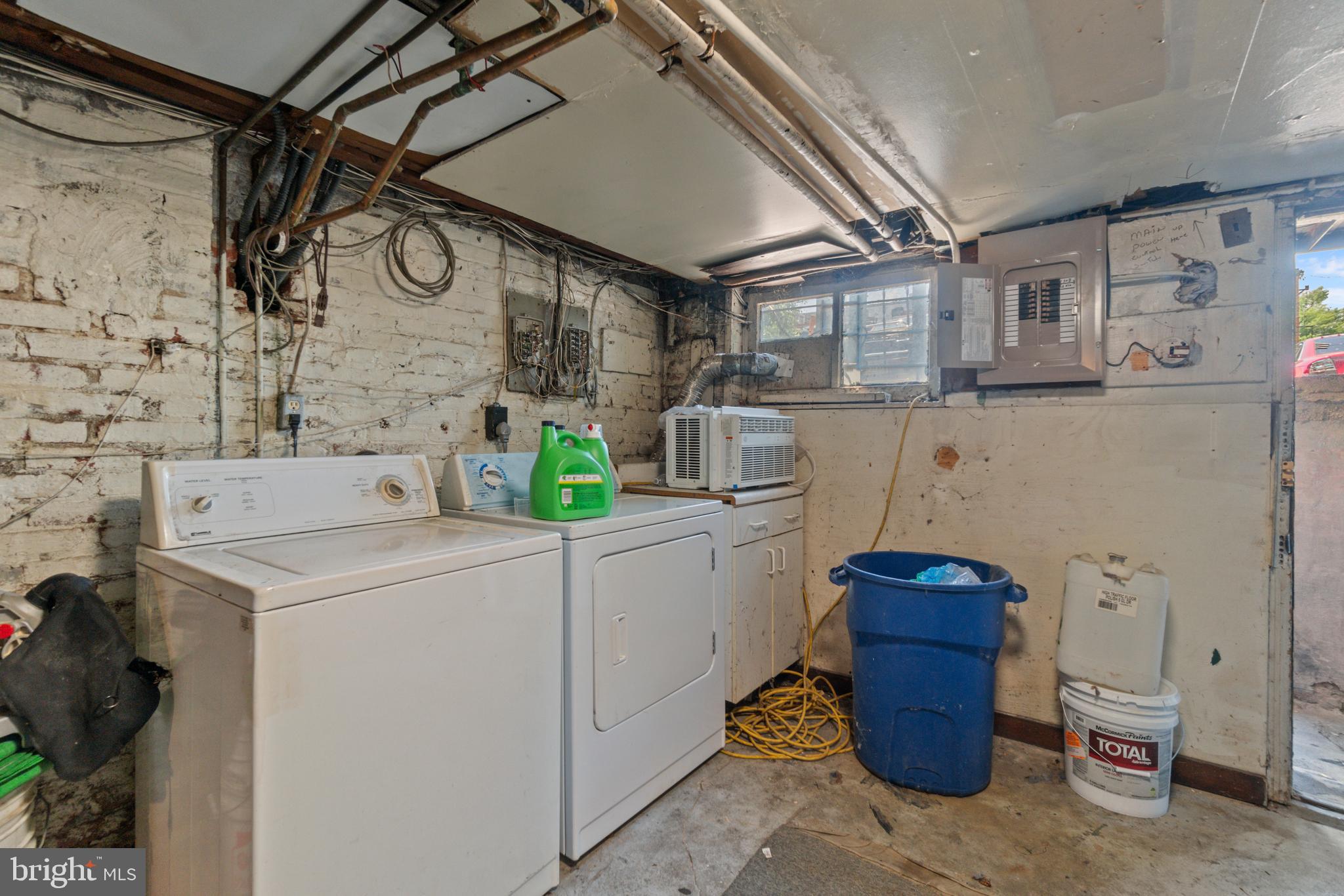 CHARLES VILLAGE - Commercial Sale