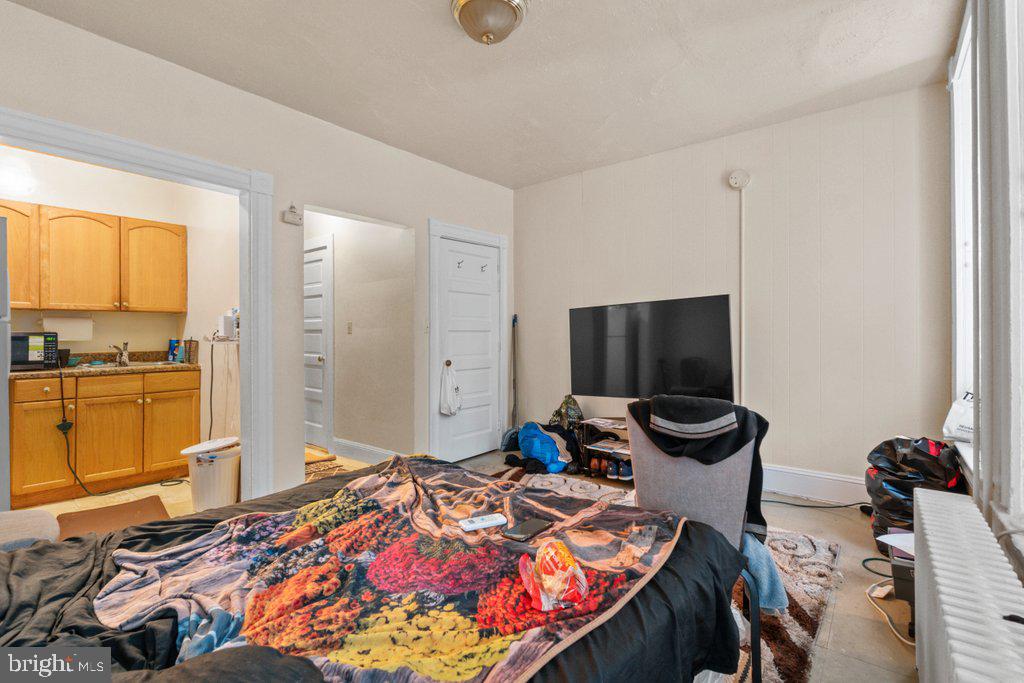 CHARLES VILLAGE - Commercial Sale