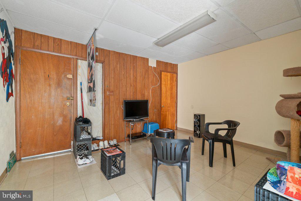 CHARLES VILLAGE - Commercial Sale