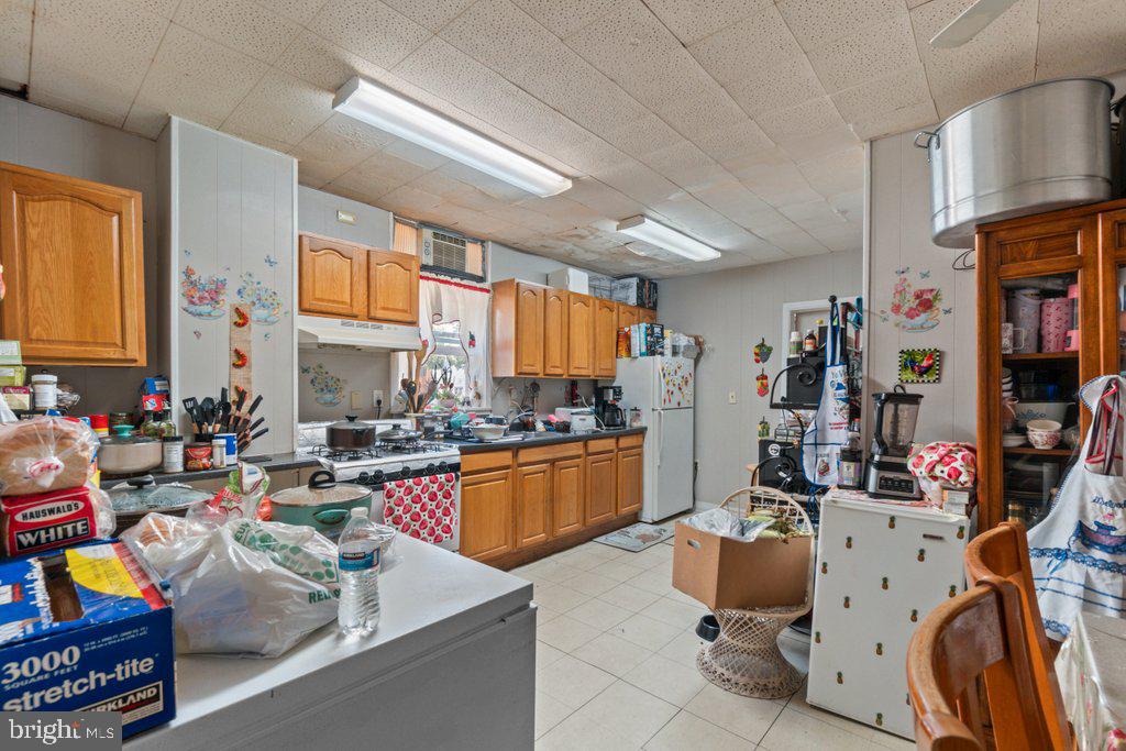 CHARLES VILLAGE - Commercial Sale