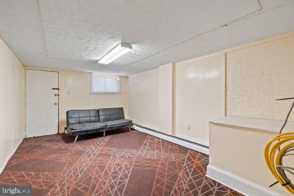 CHARLES VILLAGE - Commercial Sale