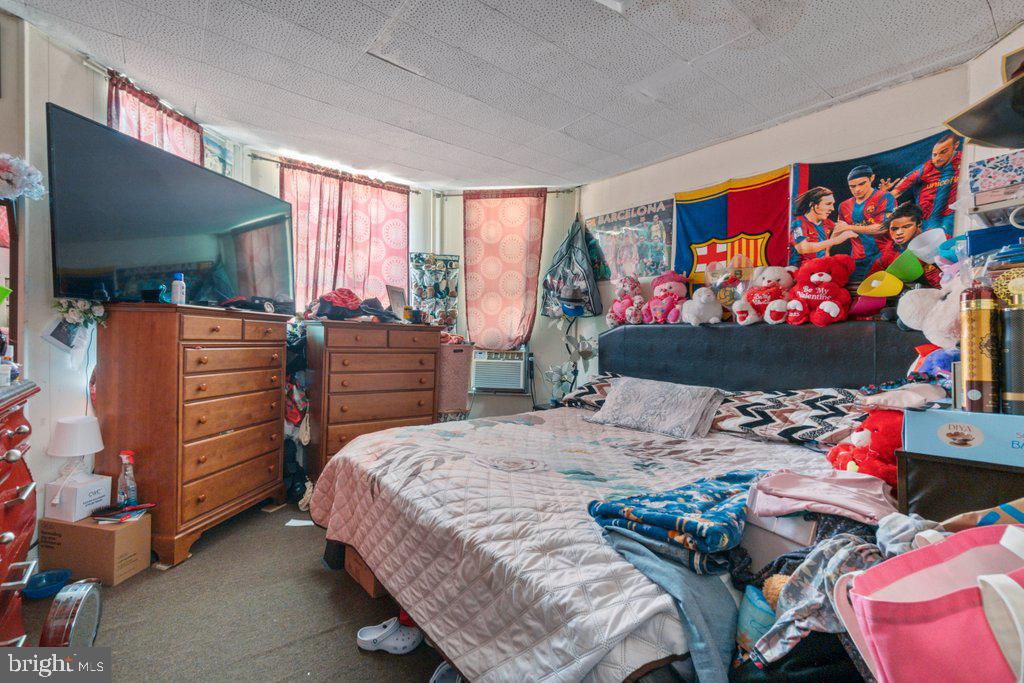 CHARLES VILLAGE - Commercial Sale