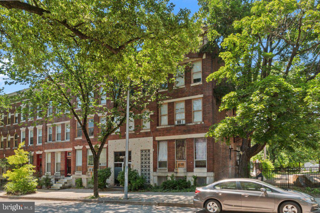 CHARLES VILLAGE - Commercial Sale