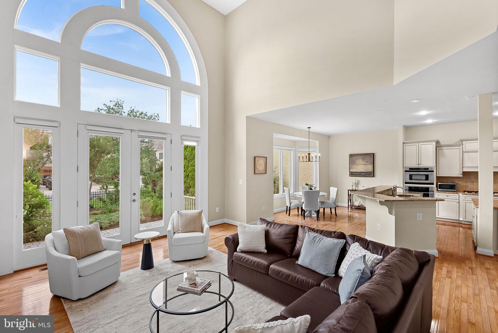 RIVER CREEK - Residential