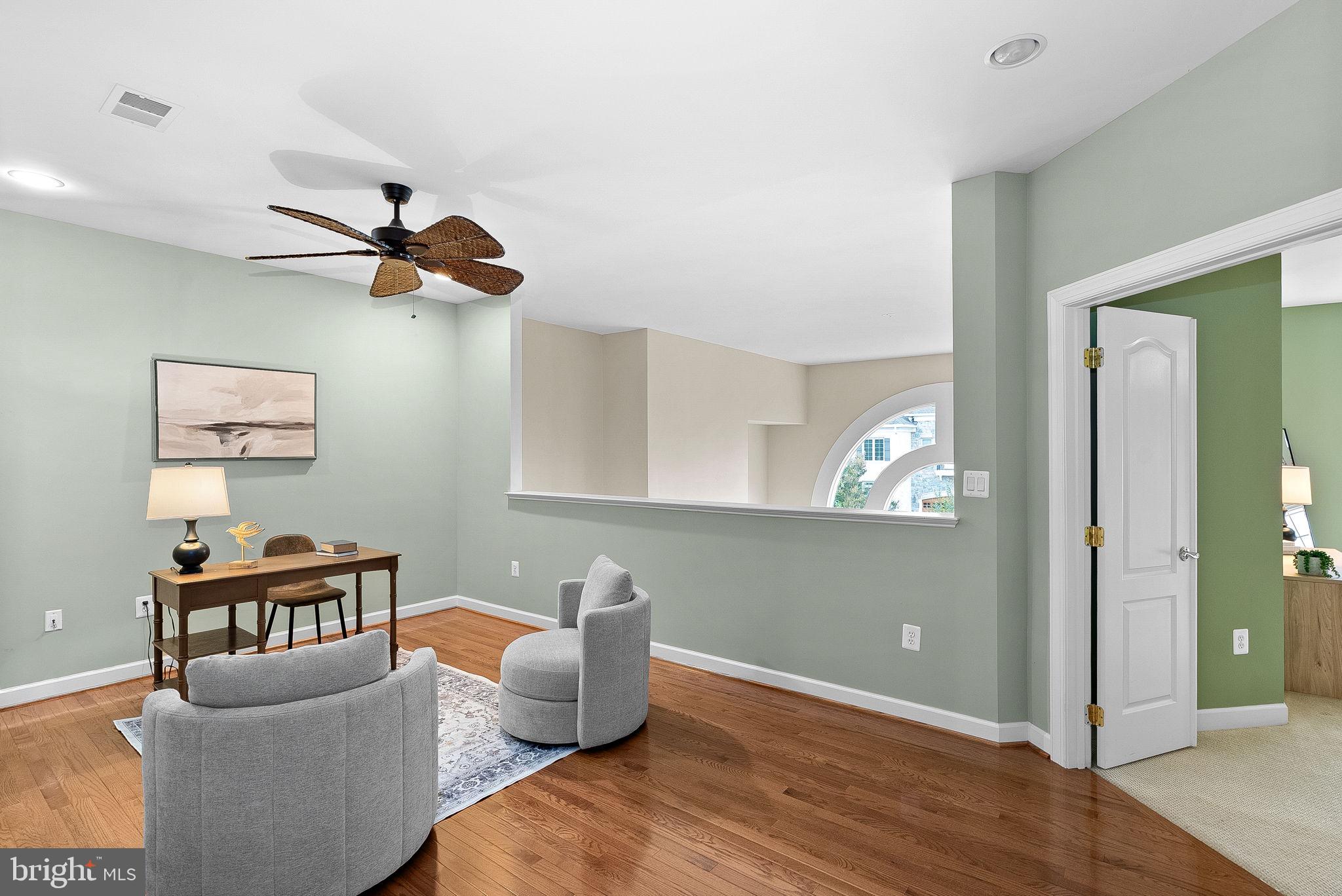 RIVER CREEK - Residential