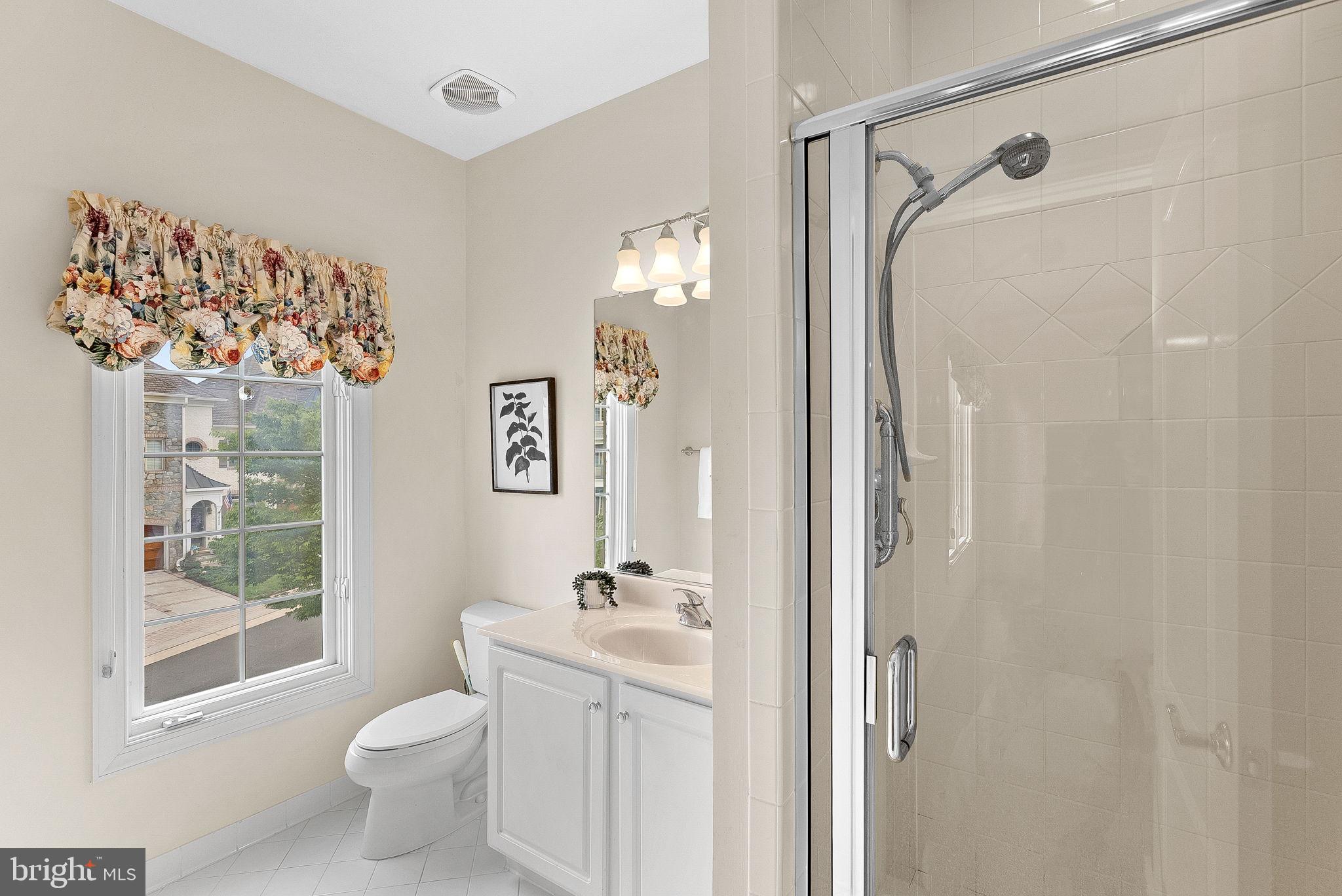 RIVER CREEK - Residential