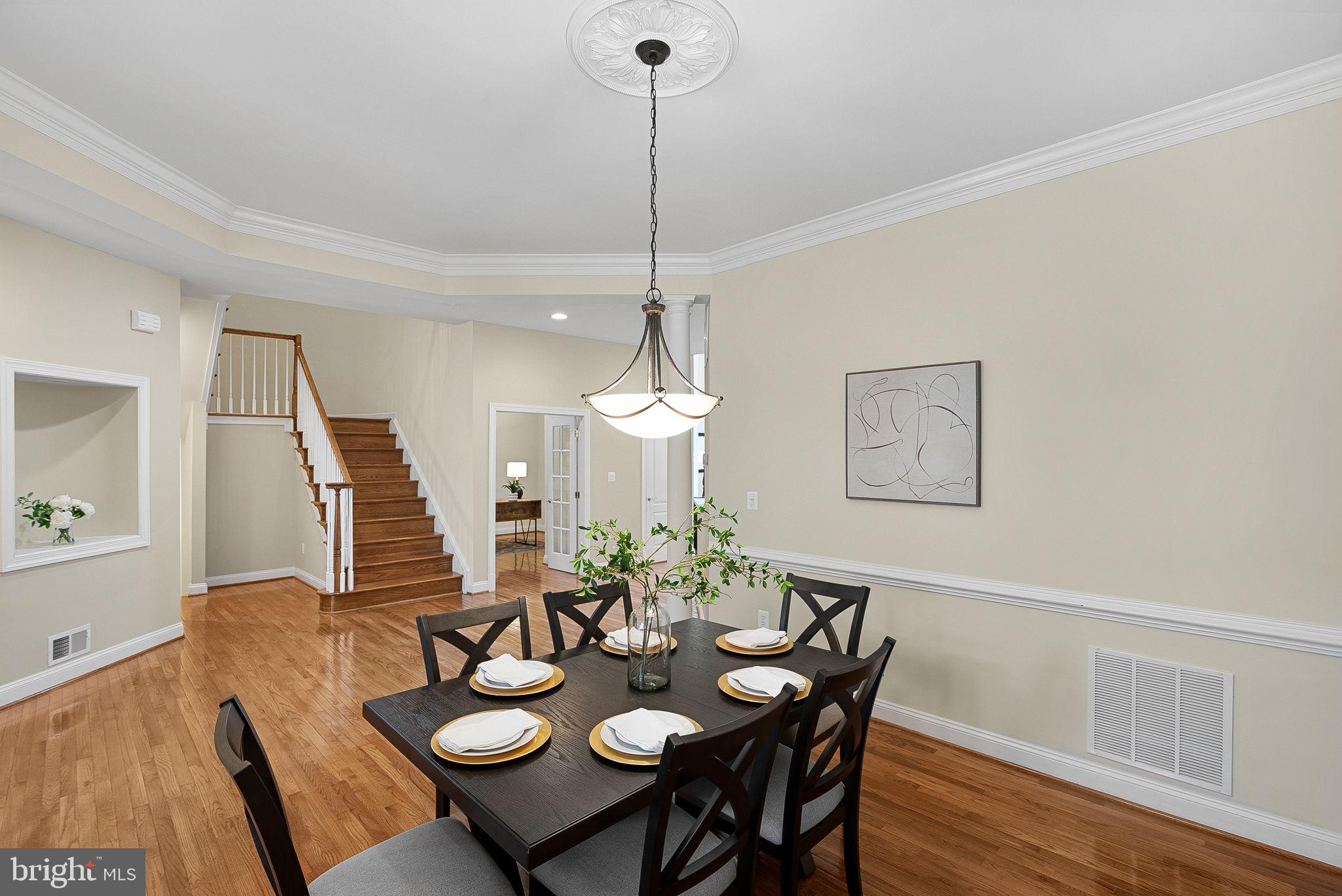 RIVER CREEK - Residential
