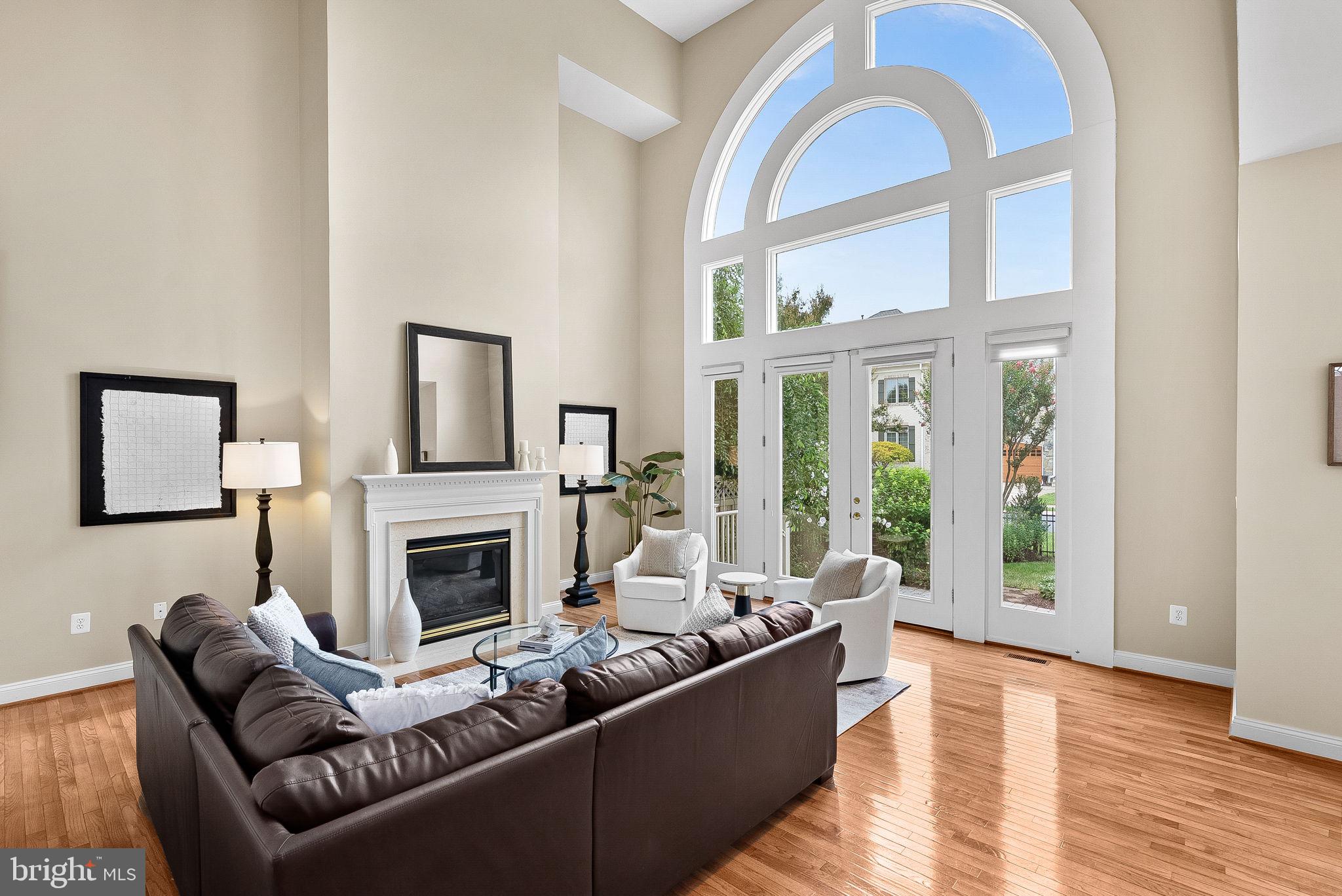 RIVER CREEK - Residential