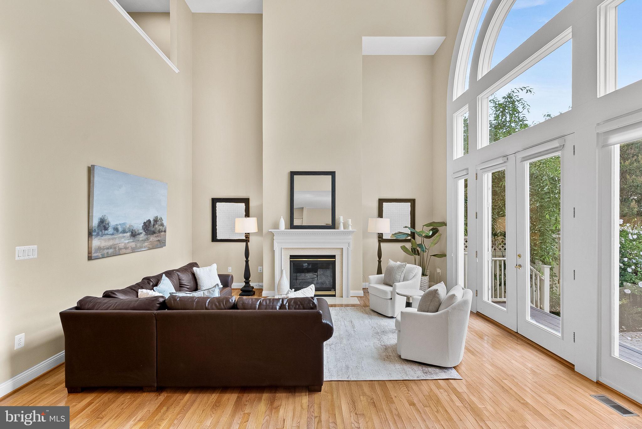 RIVER CREEK - Residential