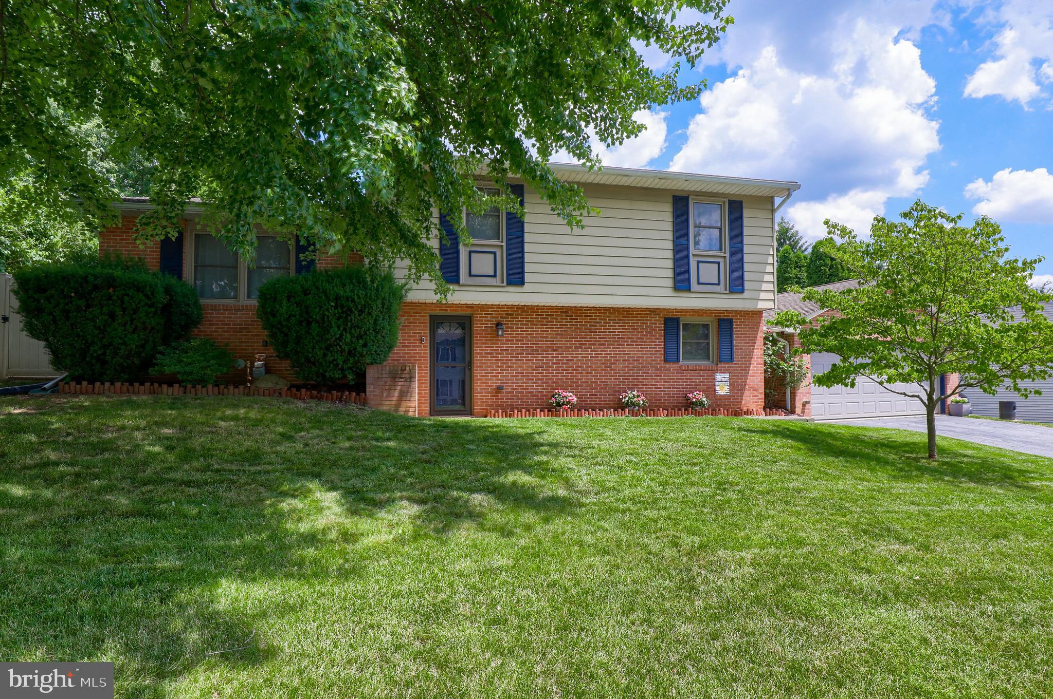 SCHOOL VALLEY - Residential