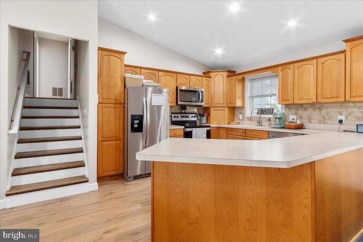 CROWN POINTE NORTH - Residential