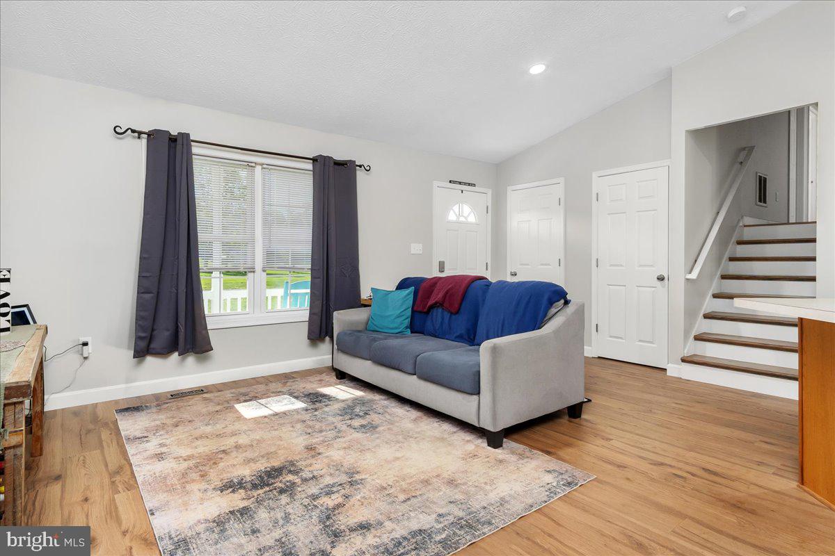 CROWN POINTE NORTH - Residential