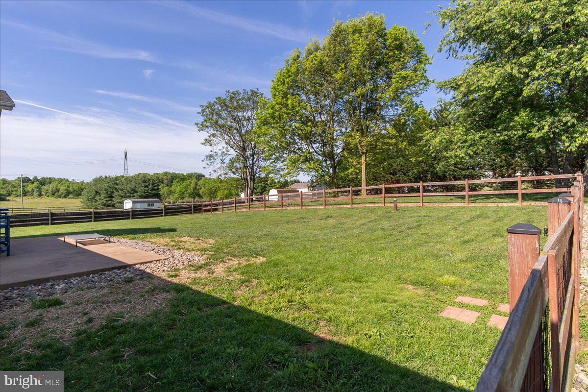 CROWN POINTE NORTH - Residential