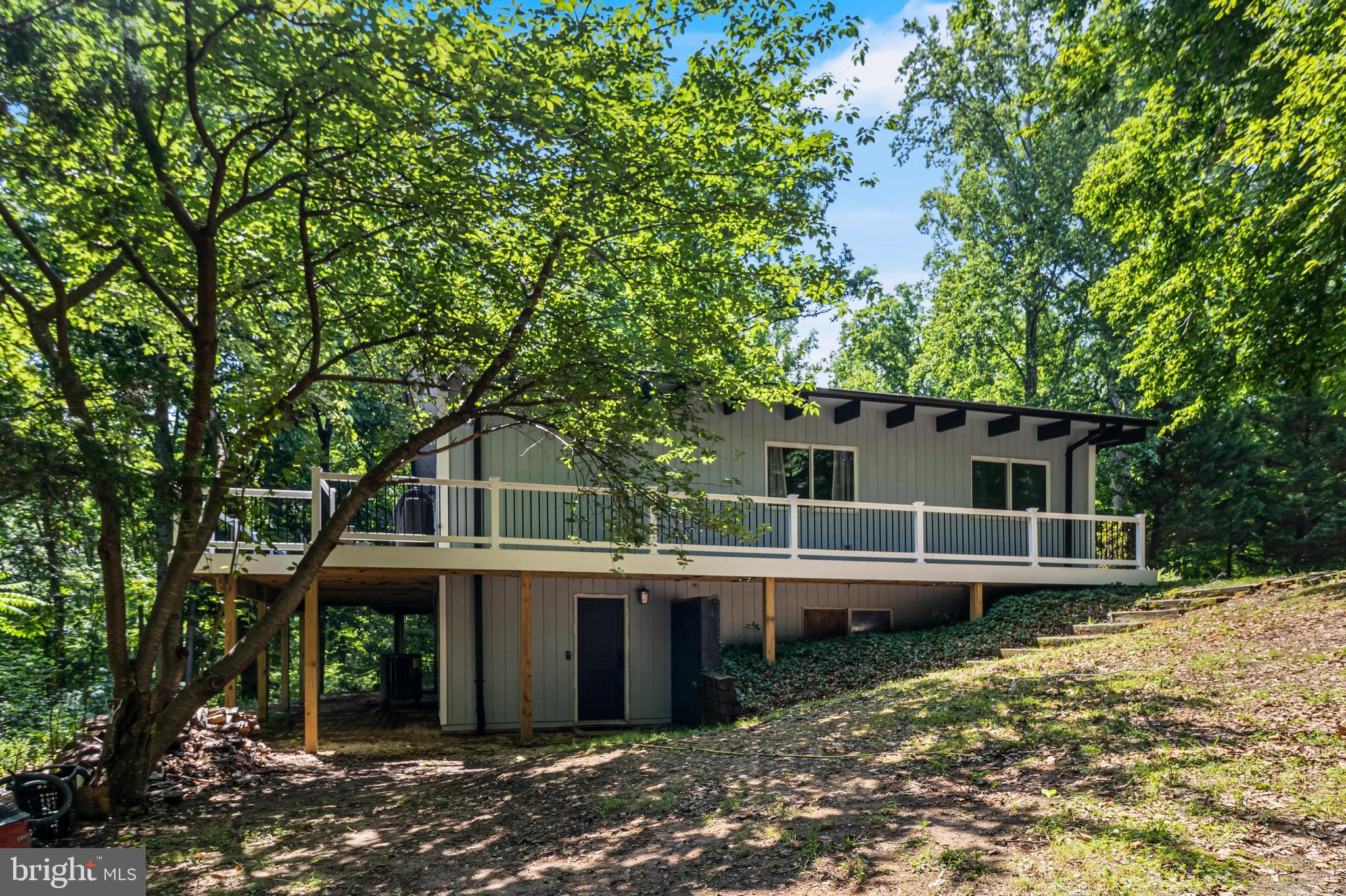 RUSTIC HILLS - Residential