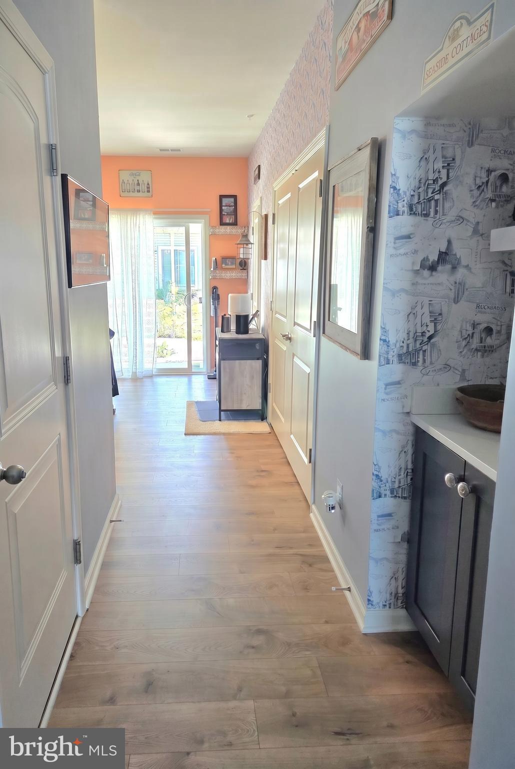 DEEP HARBOUR - Residential