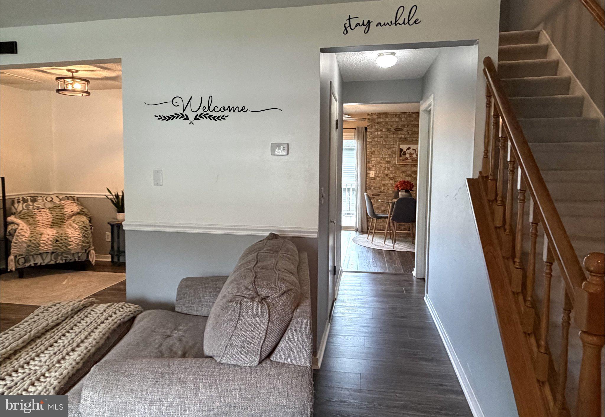 MAPLEWOOD TOWNHOUSES - Residential