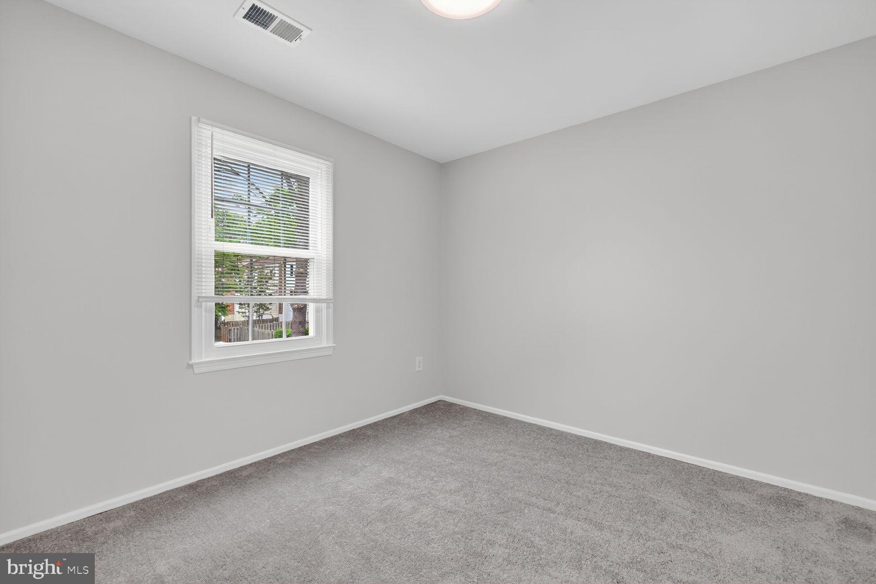 ROCKSHIRE TOWNHOMES - Residential
