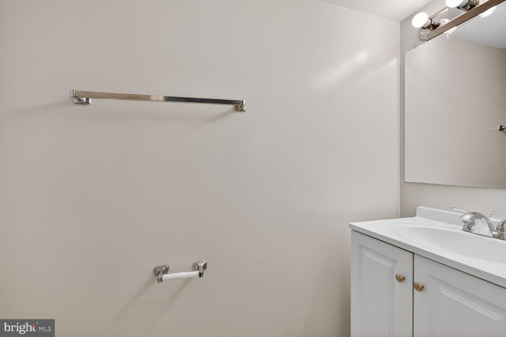 ROCKSHIRE TOWNHOMES - Residential