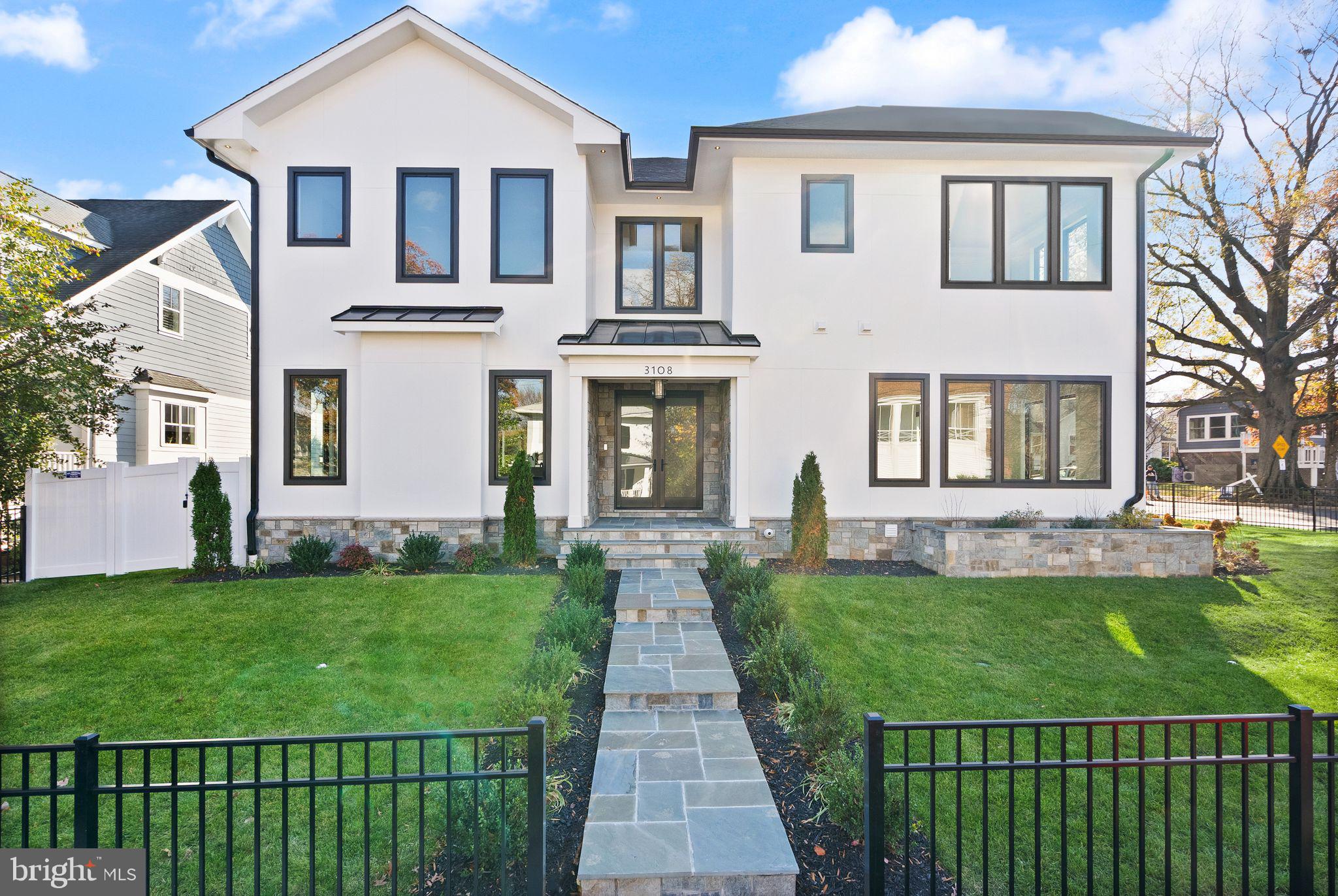 CLARENDON - Residential