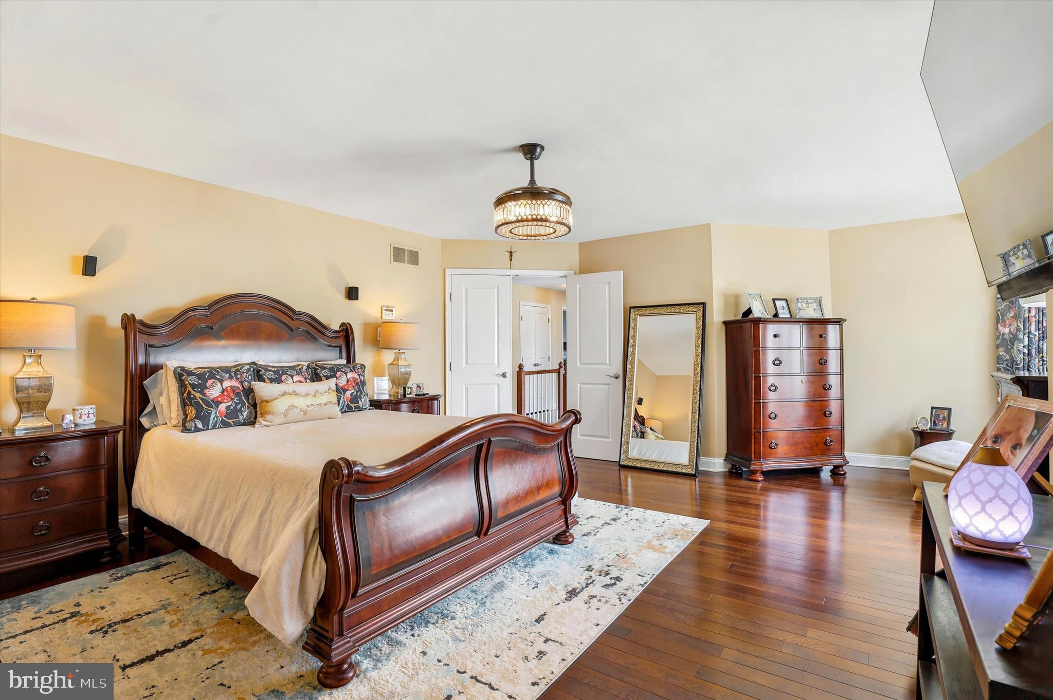 CEDAR GROVE FARM - Residential