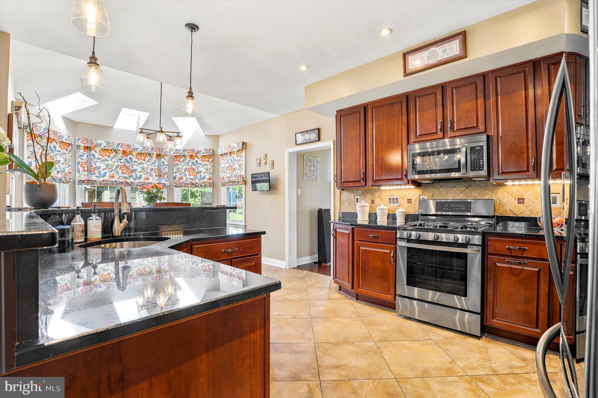 CEDAR GROVE FARM - Residential