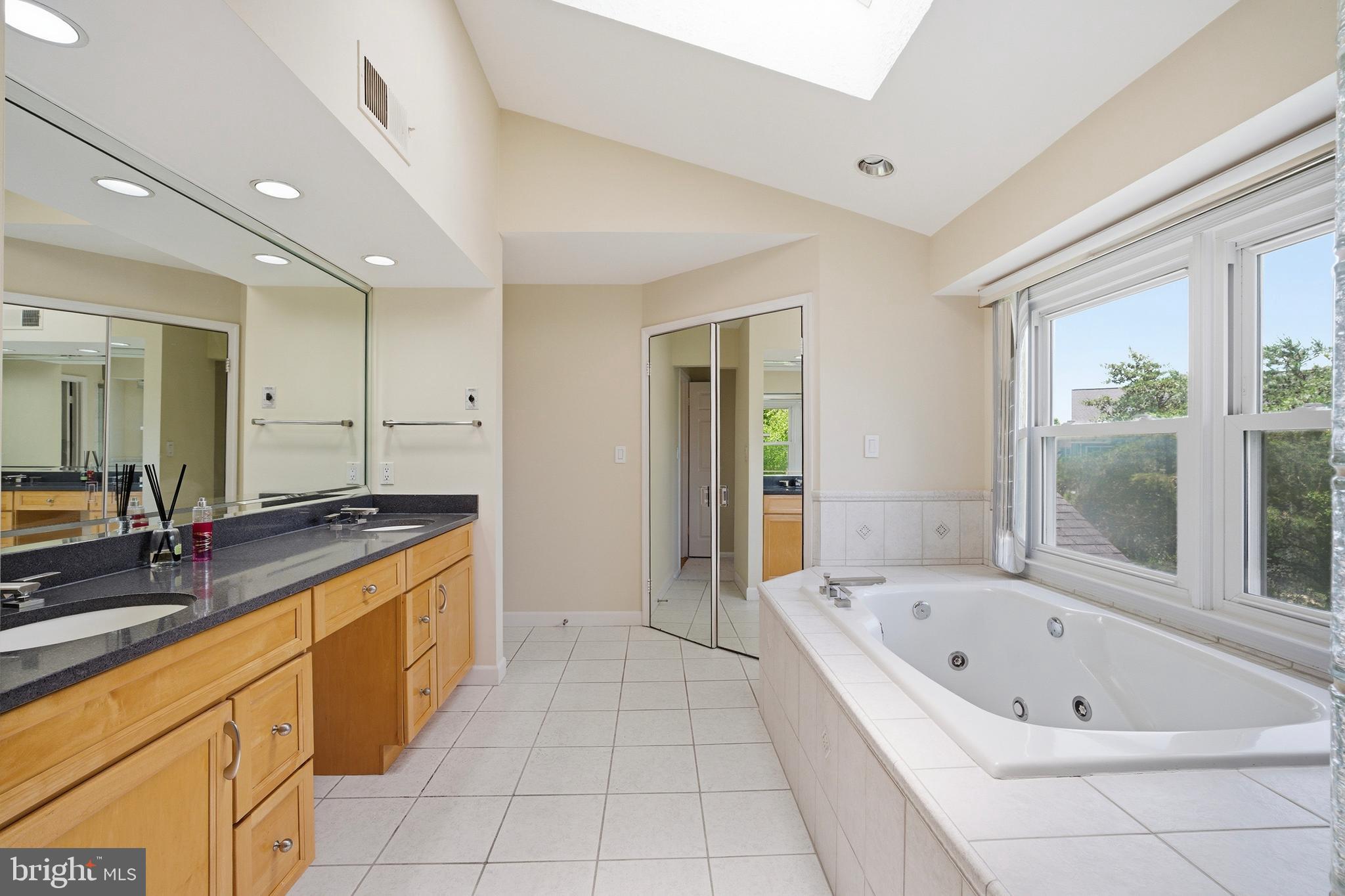 STONEBRIDGE - Residential