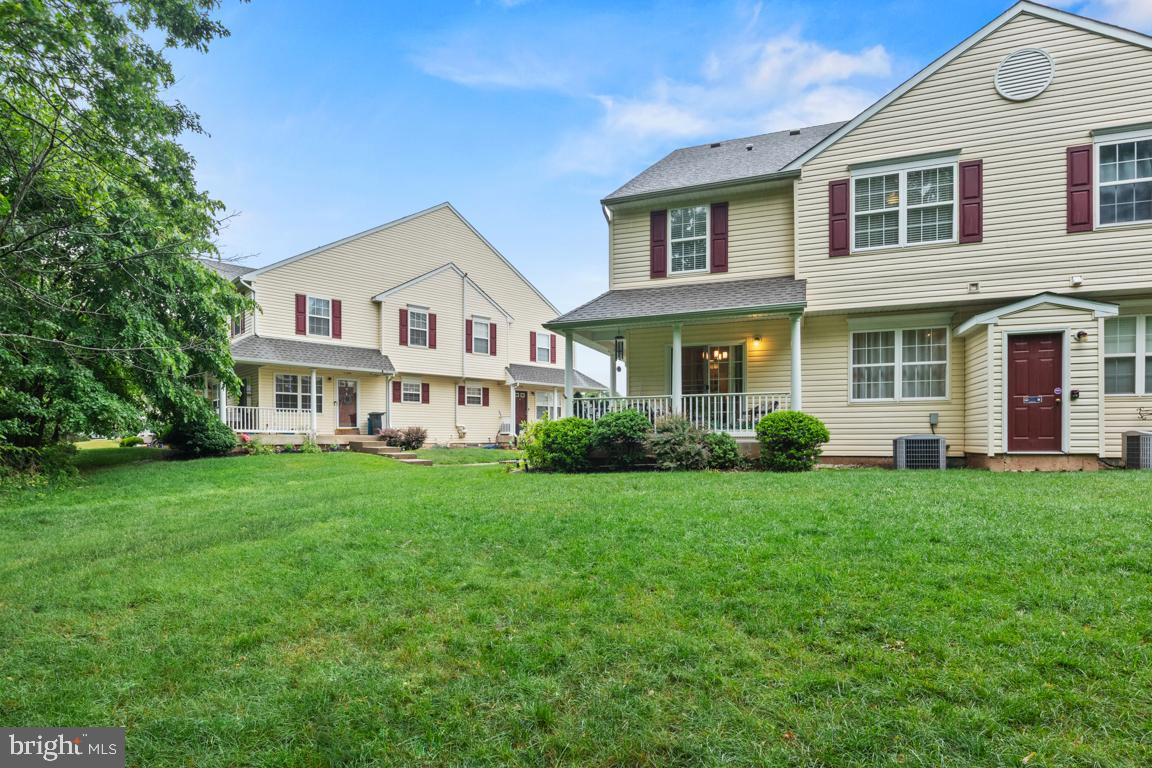 WALNUT BANK FARMS - Residential