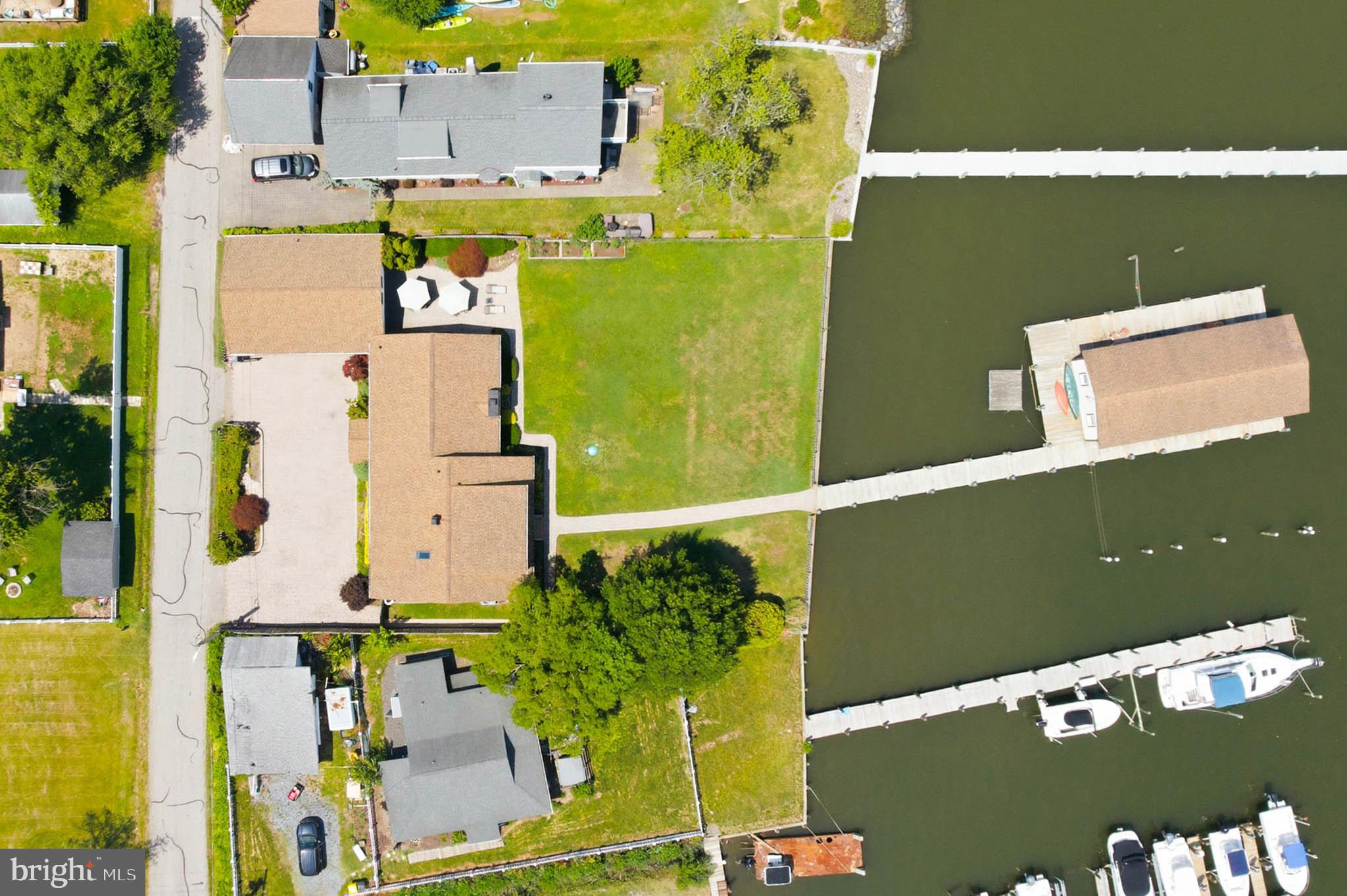 SELBY ON THE BAY - Residential