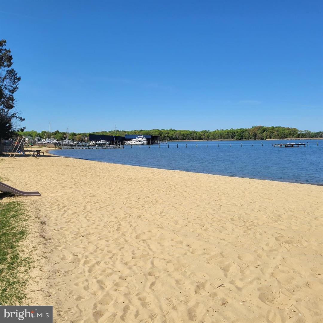 SELBY ON THE BAY - Residential