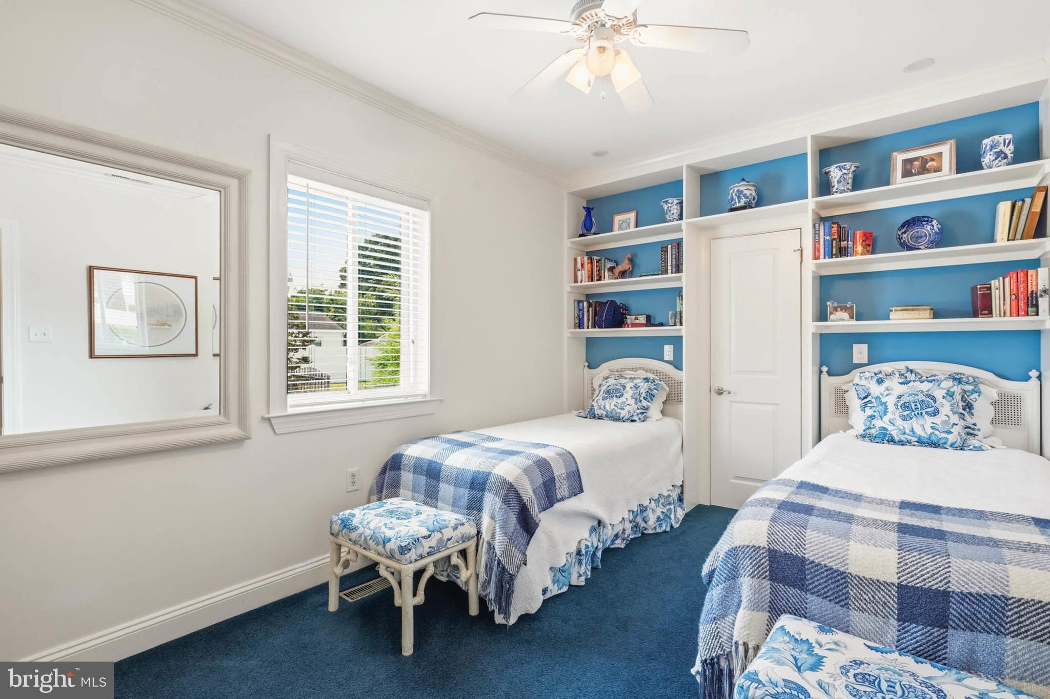SELBY ON THE BAY - Residential